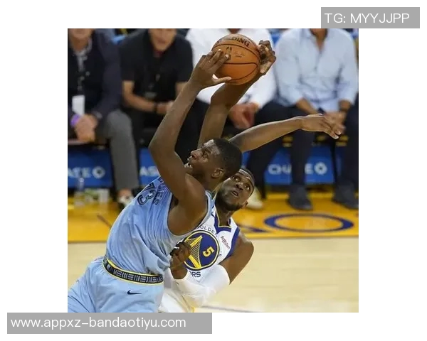 贝洛蒂成功接受左膝前十字韧带重建手术重伤恢复在望 贝洛蒂成功接受左膝前十字韧带重建手术重伤恢复在望