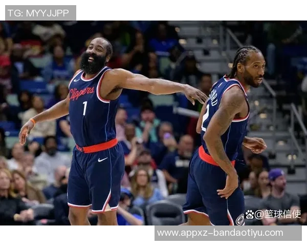 伦纳德首节表现亮眼独得5分成为全队得分王三分球命中率100
